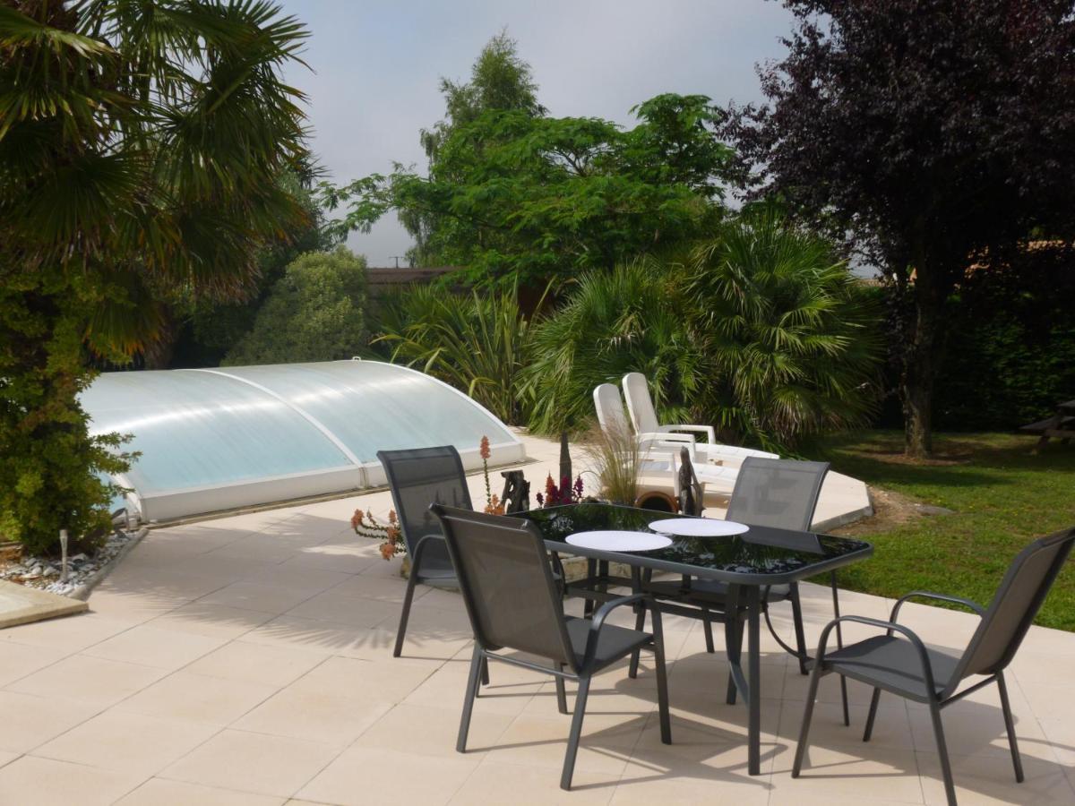 L'Eden Naturiste Spas Challans Bagian luar foto