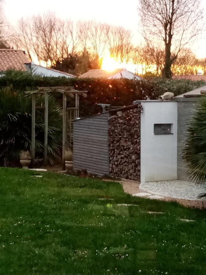 L'Eden Naturiste Spas Challans Bagian luar foto
